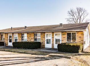 800 E Hanna St APT 2, Columbia City, IN 46725