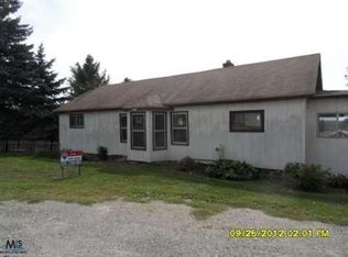 28820 Armada Ridge Rd, Richmond, MI 48062