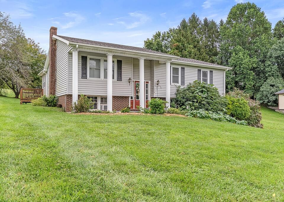 1st image of 116 Sherry Ln