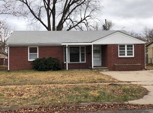 1109 E 31st St S, Wichita, KS 67216