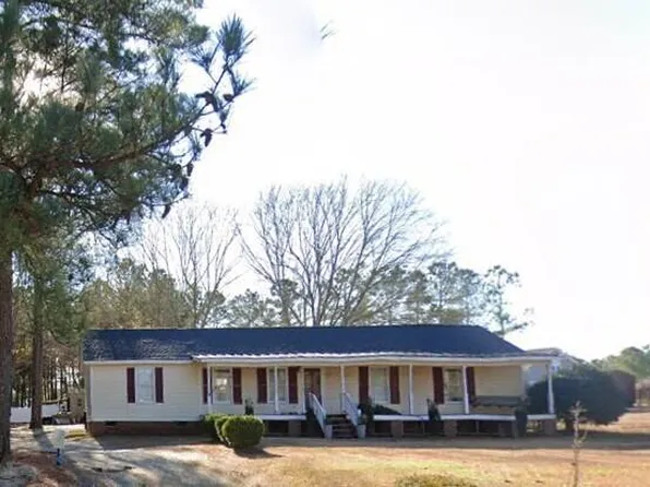 2469 Tarheel Rd, Benson, NC 27504