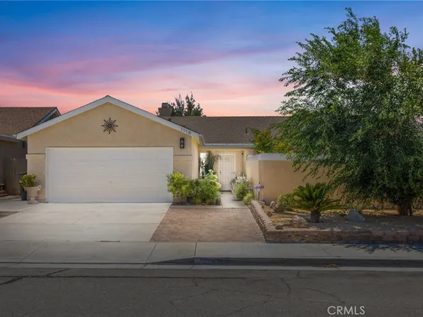 1116 Oakwood Ln, Rosamond, CA 93560