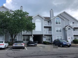 2 Springbrook Rd E, Montville, NJ 07045