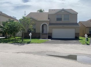 10700 SW 10th Ct, Davie, FL 33324