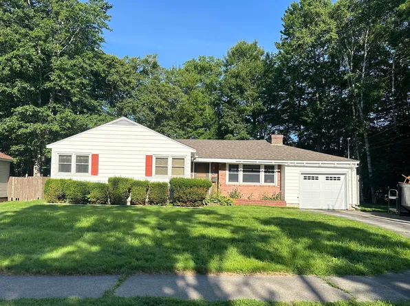 92 Ohio Street, Millinocket, ME 04462