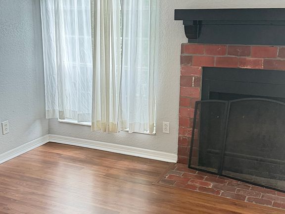 3rd image of 975 Northern Dancer Way APT 203