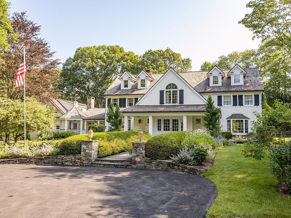 1st image of 44 Bayberry Ln