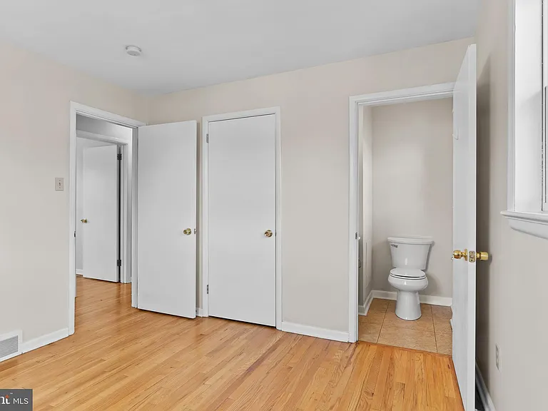 213 Sunset Dr — Photo 11