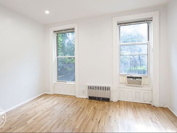 5th image of 224 Cumberland St #22