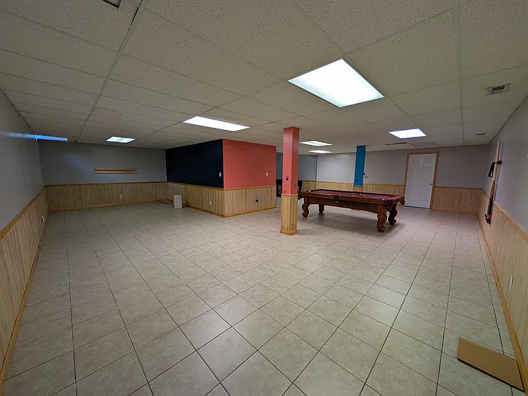 1090 E Case Blvd — Photo 26