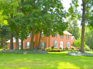 10265 Little Turtle Ln, Piqua, OH 45356