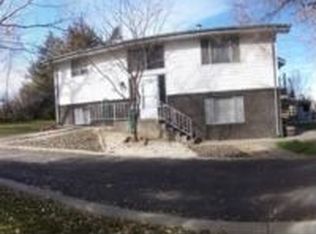 4839 Arrowhead Dr, Greeley, CO 80634