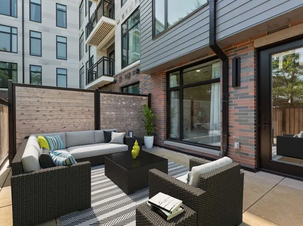 191 Washington St #317, Boston, MA 02135