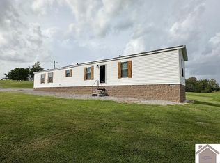 3343 Sandlick Rd, Princeton, KY 42445