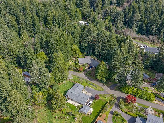 3rd image of 95048 Timber Park Ln