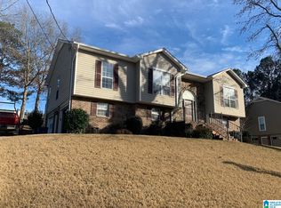 203 Stonecroft Dr, Helena, AL 35080