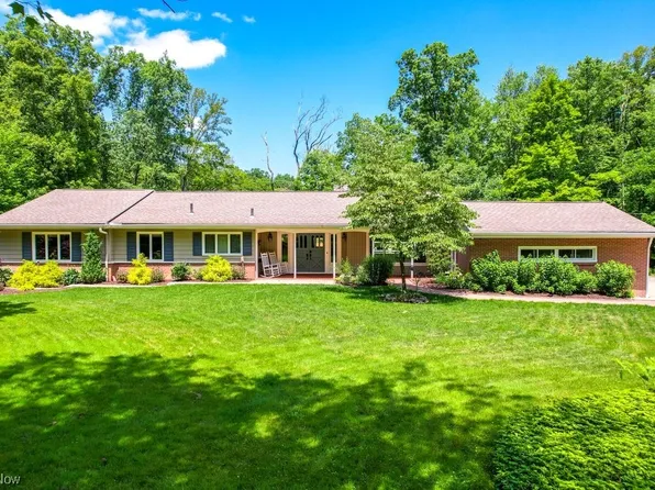 2167 Brentwood Dr, Akron, OH 44333