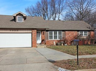 1025 E Rosebrier St, Springfield, MO 65807