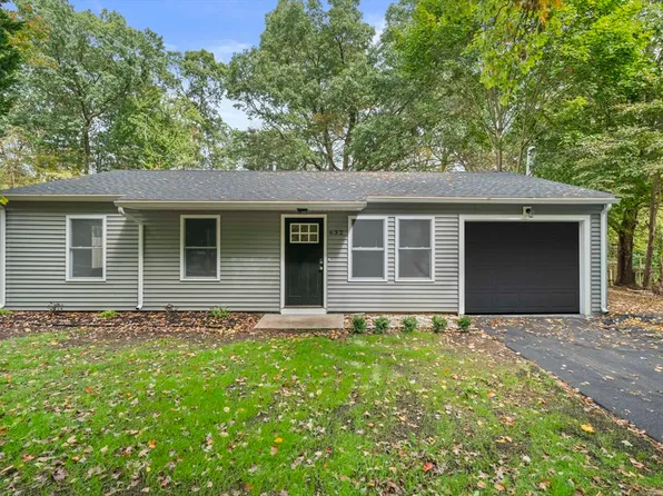 632 Beech St, Rockland, MA 02370