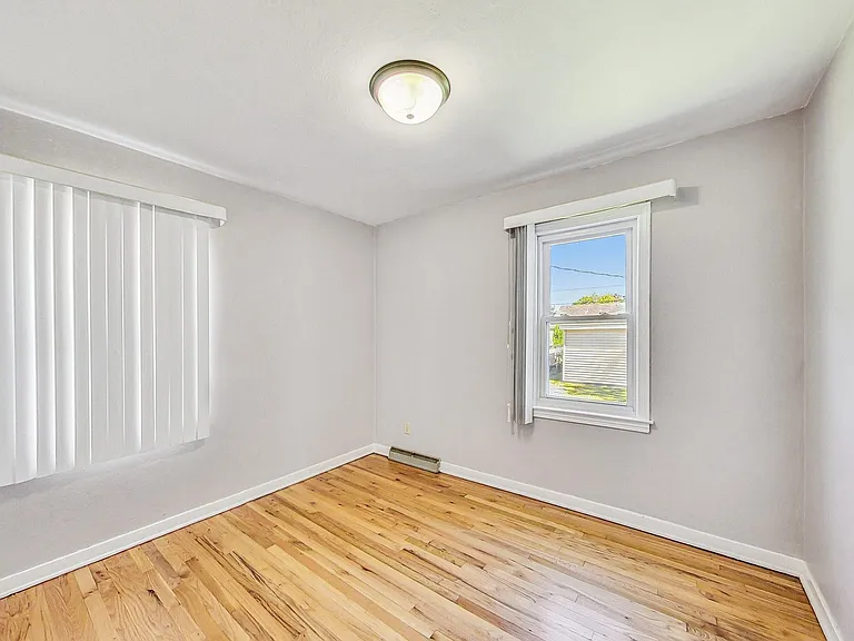 6815 Forestdale Ave — Photo 14