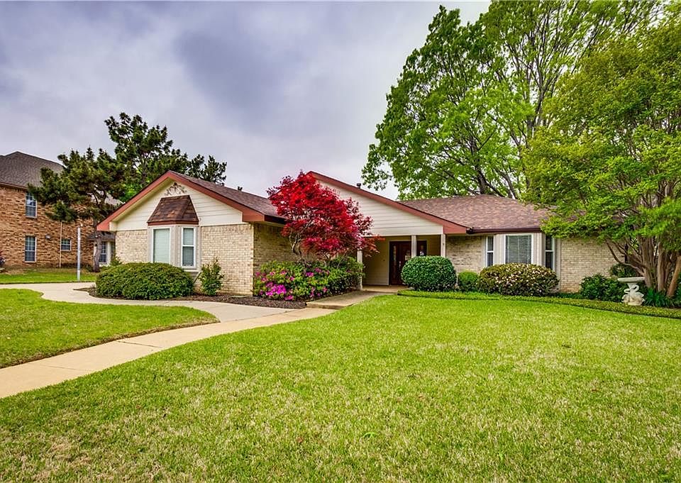 1st image of 106 Donna Cir
