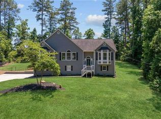 710 Swan Ln, Canton, GA 30115