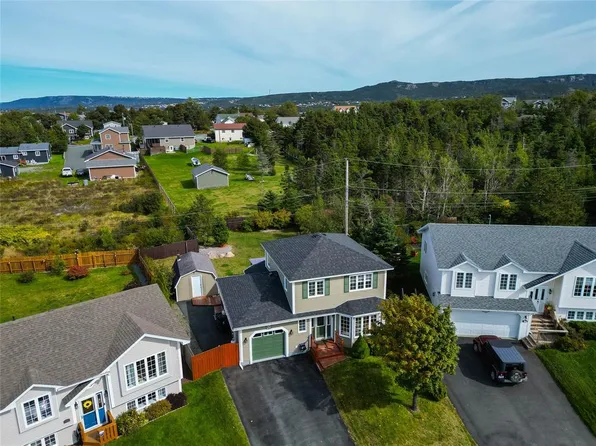 28 Hibernia Place, Conception Bay South, NL A1X7P2