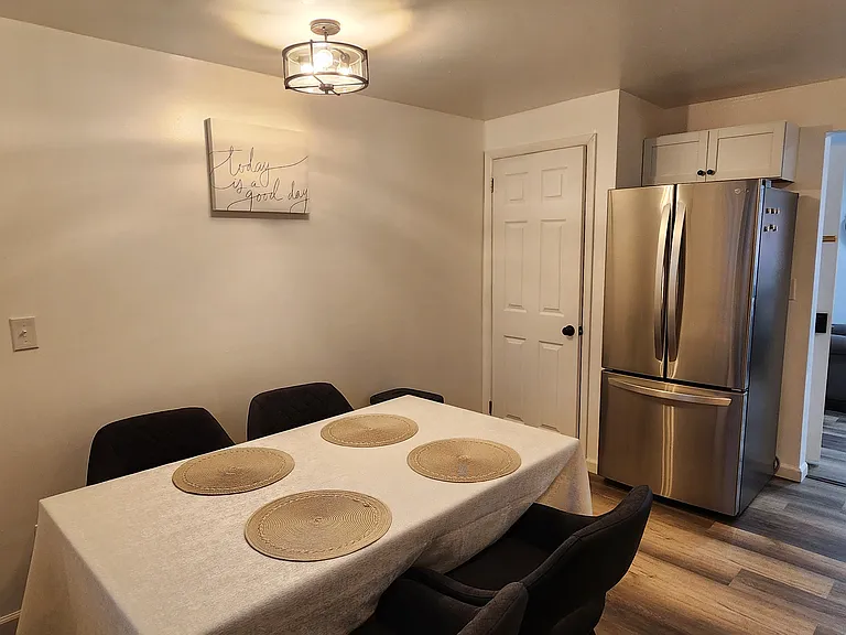 38 Hill Ave #6 — Photo 28