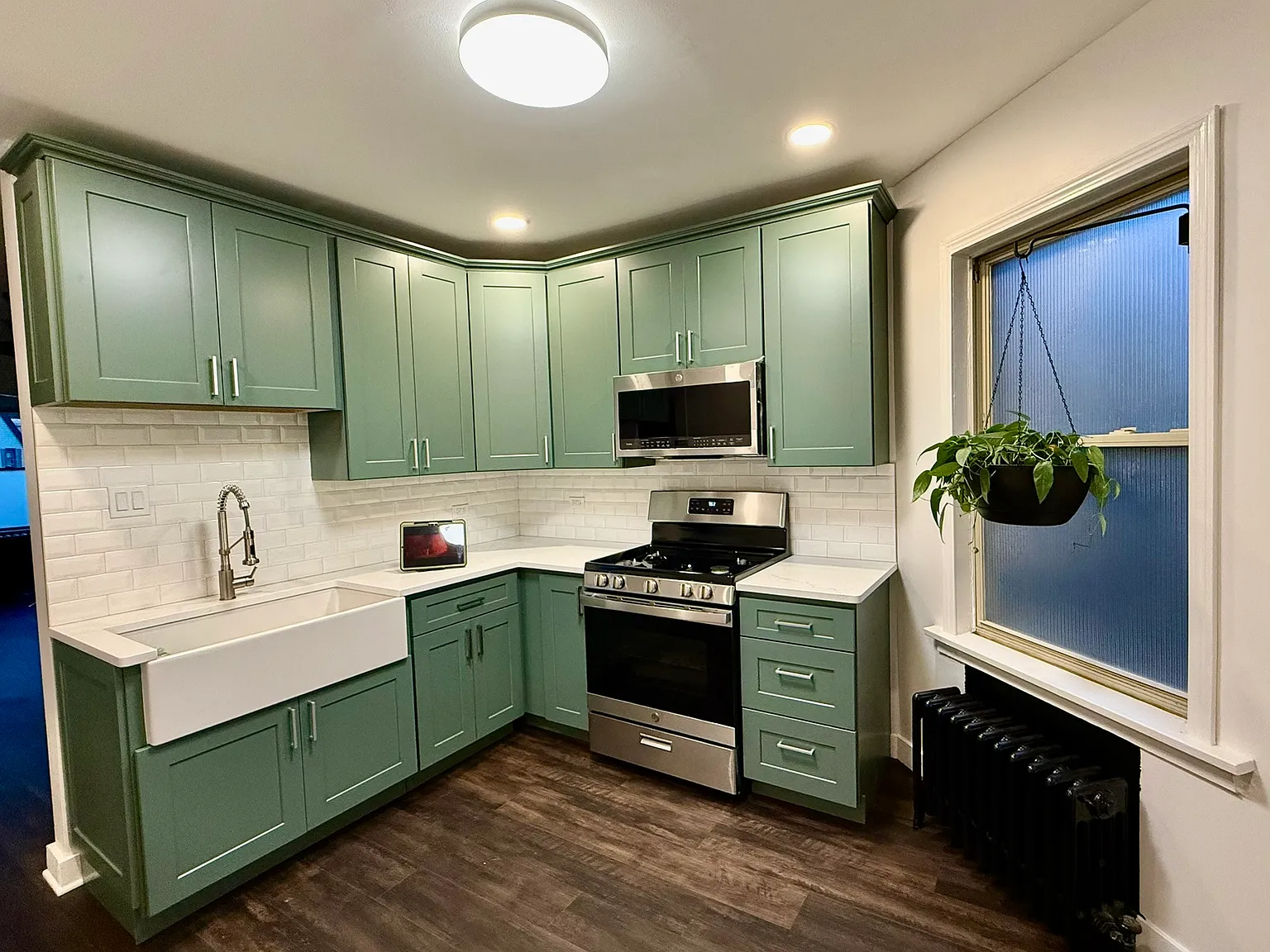 2 bed, 990 sqft, $1,695 — Photo 2