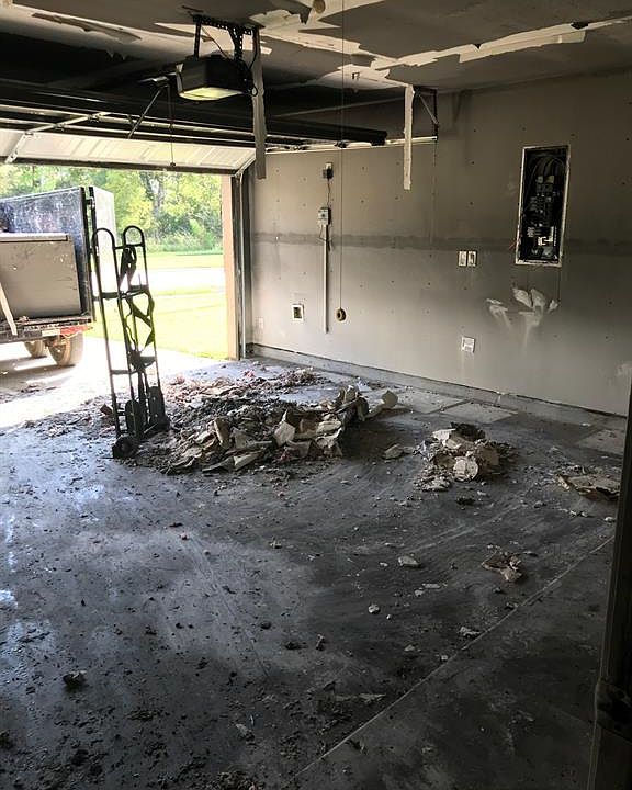 2nd image of 24319 Hampton Terrace Ln