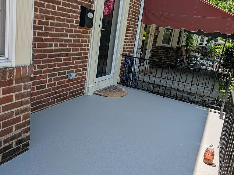 427 Regester Ave — Photo 2