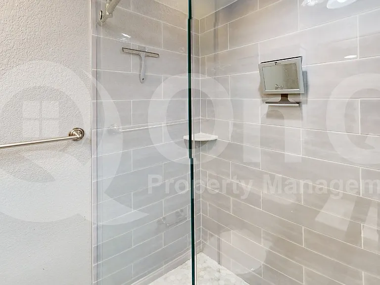 2501 Yucca Ave — Photo 13