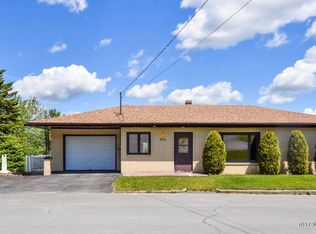 516 Riverview St, Madawaska, ME 04756