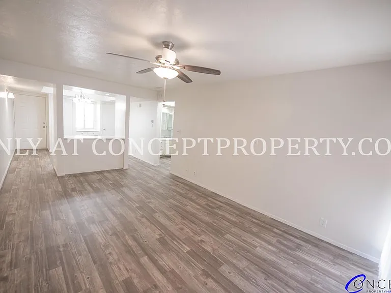 Foothill Terrace — Photo 19
