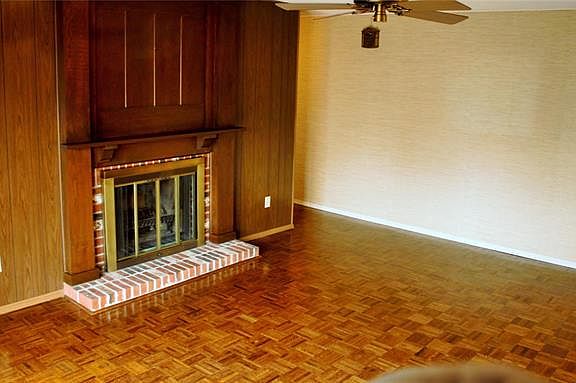 2nd image of 12845 Glenbernie Ln
