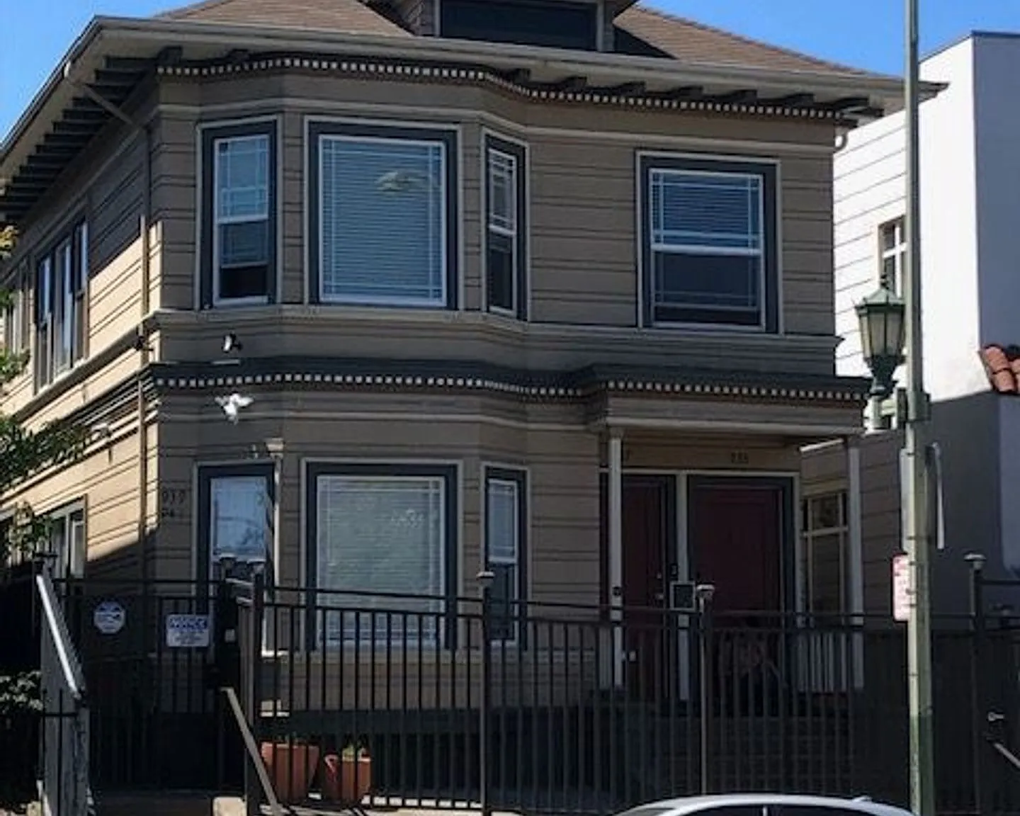 937 International Blvd — Photo 1