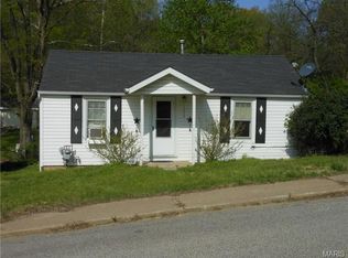 1229 Cliff Dr, Festus, MO 63028