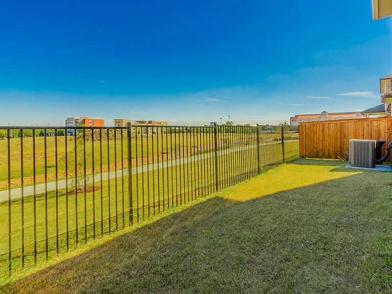 2068 Buffalo Hill Dr — Photo 22