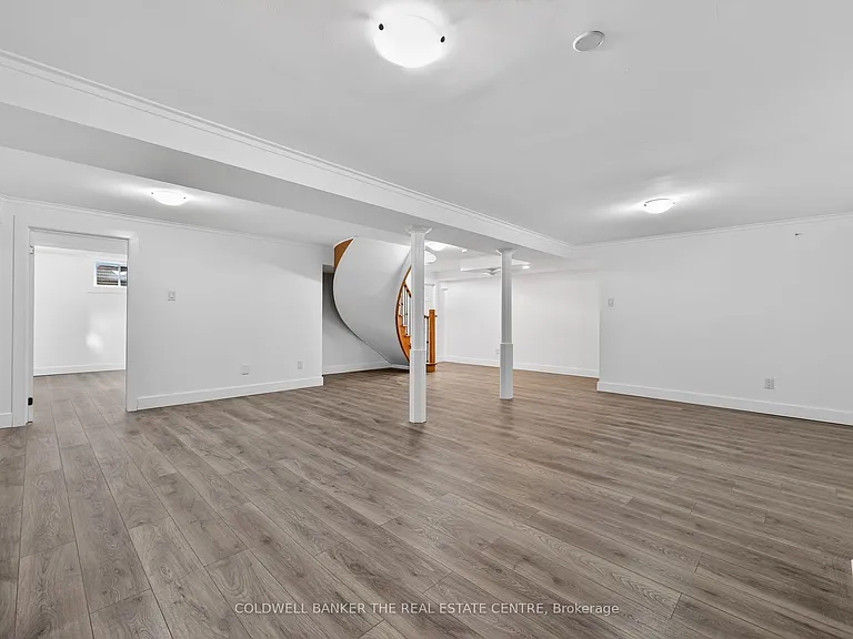 8 Brownlee Dr — Photo 35