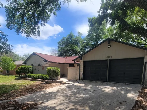 8250 Zodiac Dr, Universal City, TX 78148