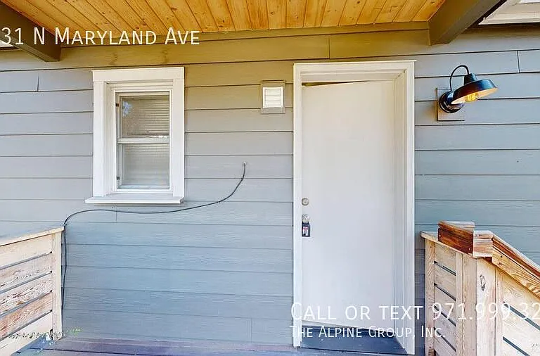 4831 N Maryland Ave — Photo 16