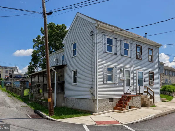 521 Concord Ln, Columbia, PA 17512
