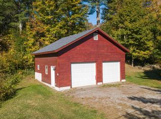 3 Cross Rd, Cabot, VT 05647