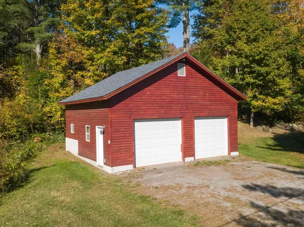3 Cross Road, Cabot, VT 05647