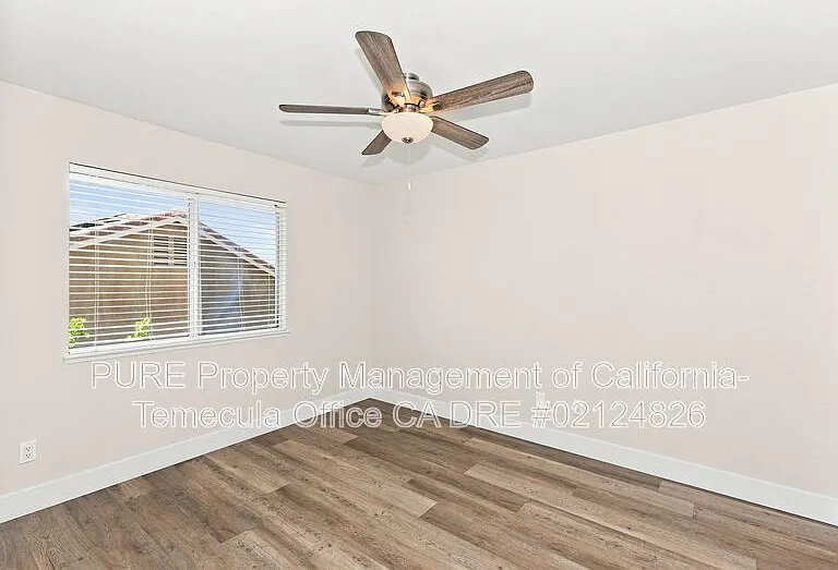 33926 Channel St — Photo 11