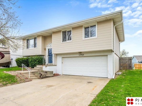 12954 Browne Cir, Omaha, NE 68164