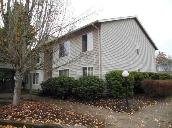 355 SE Lilly Ave APT B, Corvallis, OR 97333