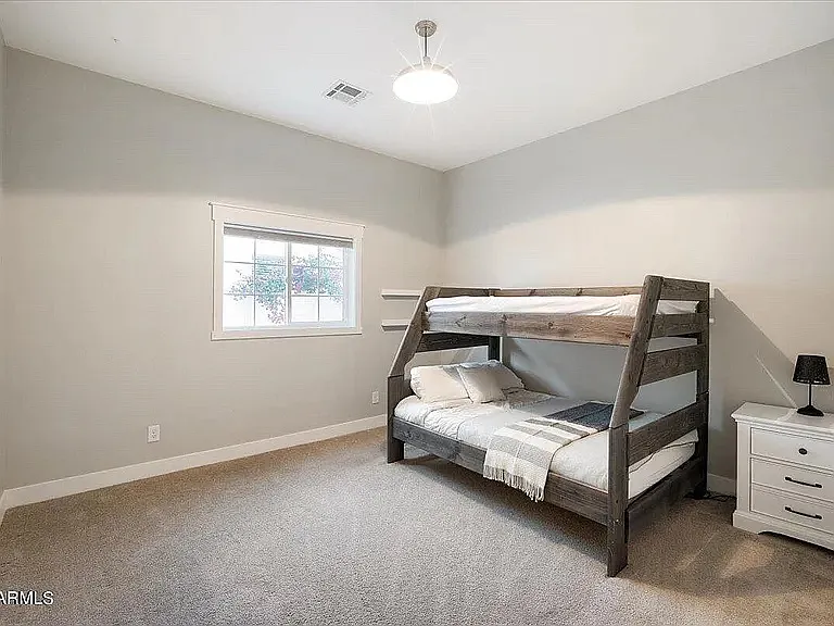 4311 E Earll Dr — Photo 15