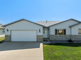 1949 24th St SW, Minot, ND 58701