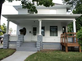 1026 14th St, Moline, IL 61265